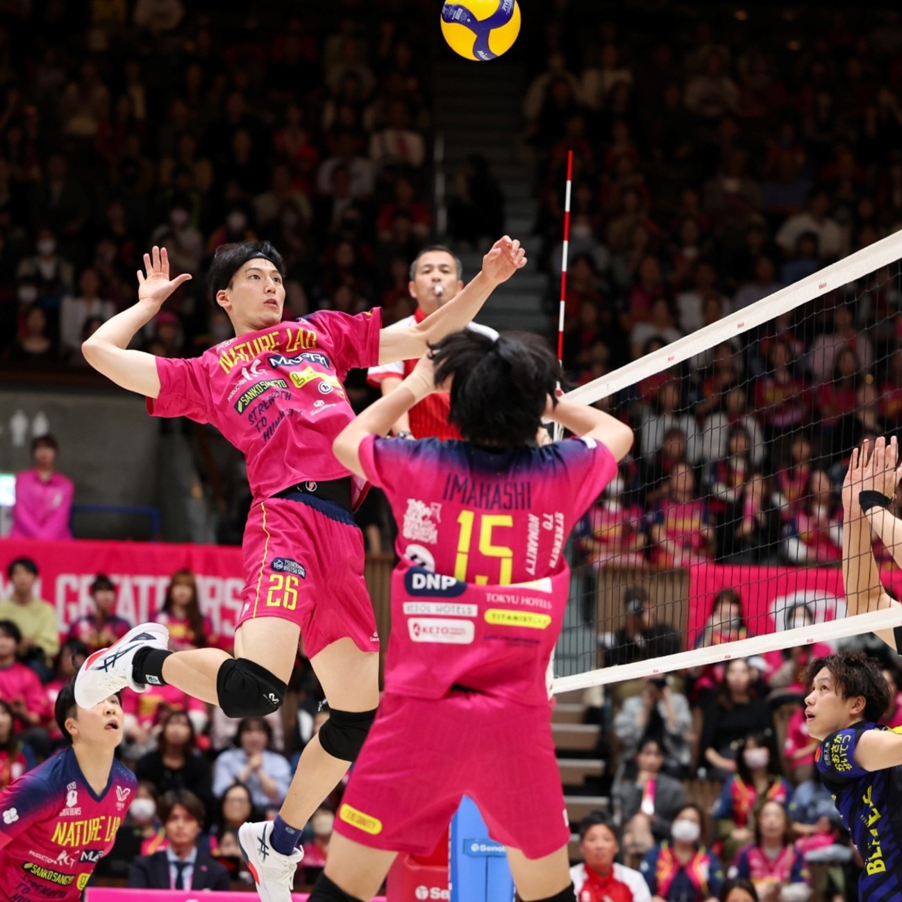 詹姆斯总资产11亿美元，那科比乔丹呢？没有对比就没有尴尬